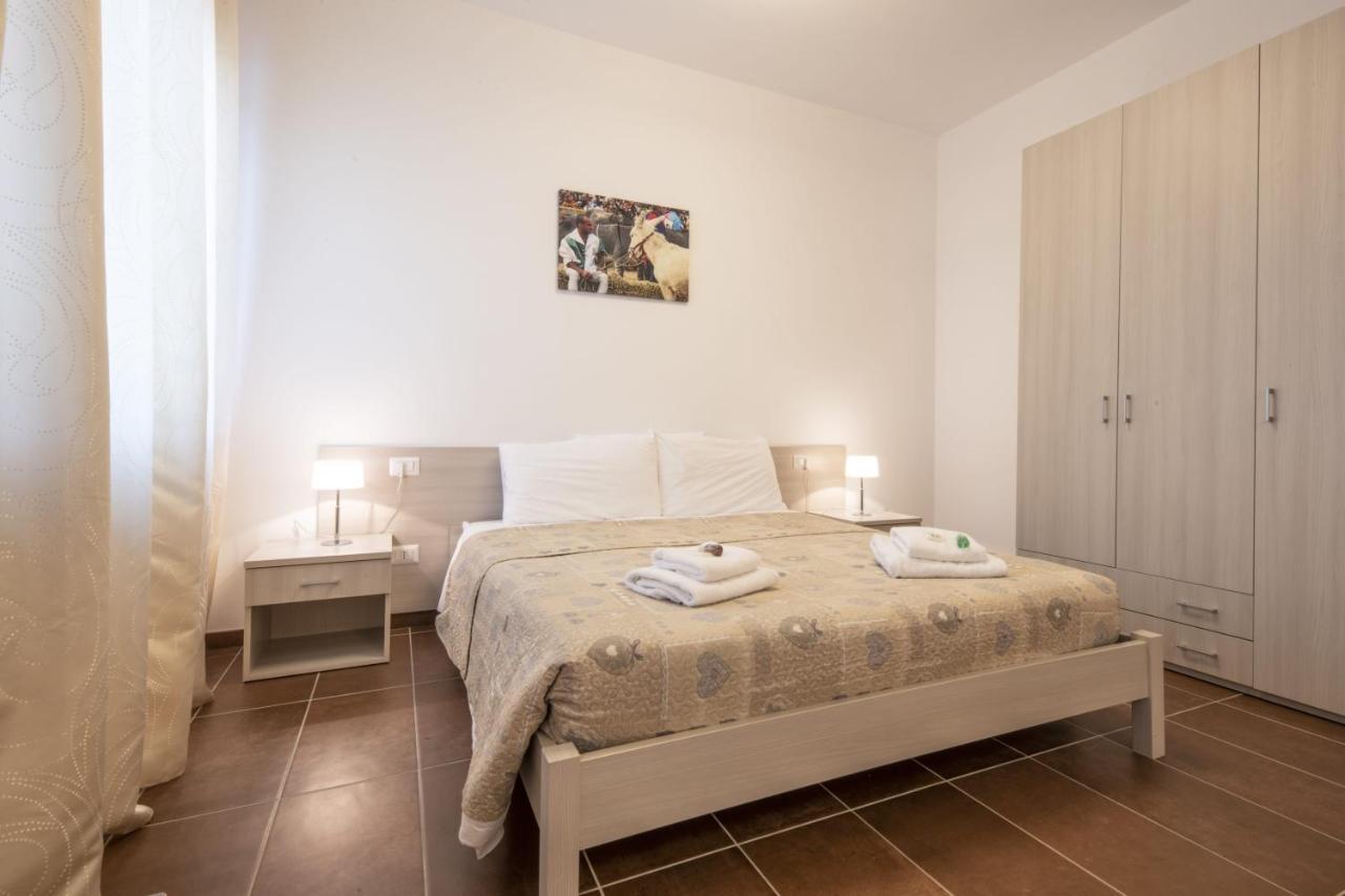 Agriturismo La Bioca Castiglione Falletto Eksteriør billede
